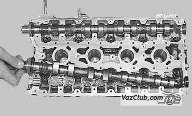 снятие распредвалов из опор головки цилиндров